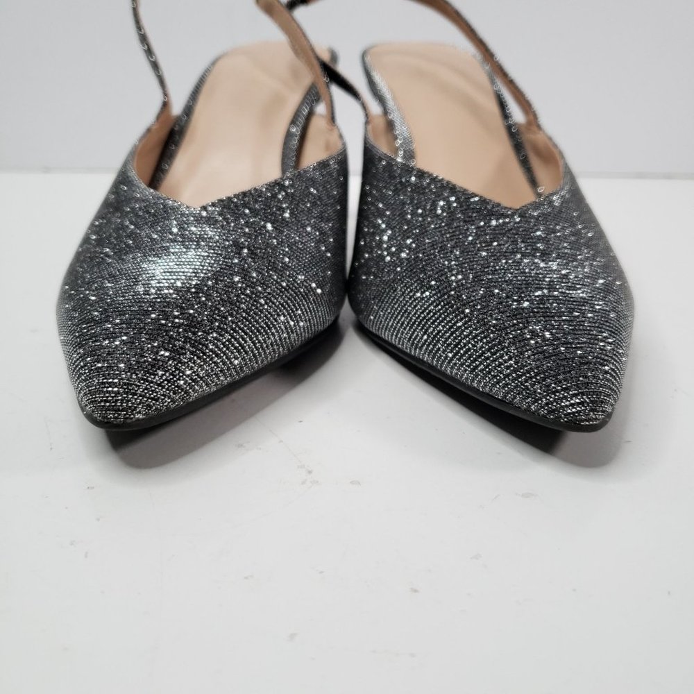 Ann Taylor Sling Back Kitten Heel Sz 8.5 Silver metallic Low Heeled Event Shoes - Picture 3 of 10